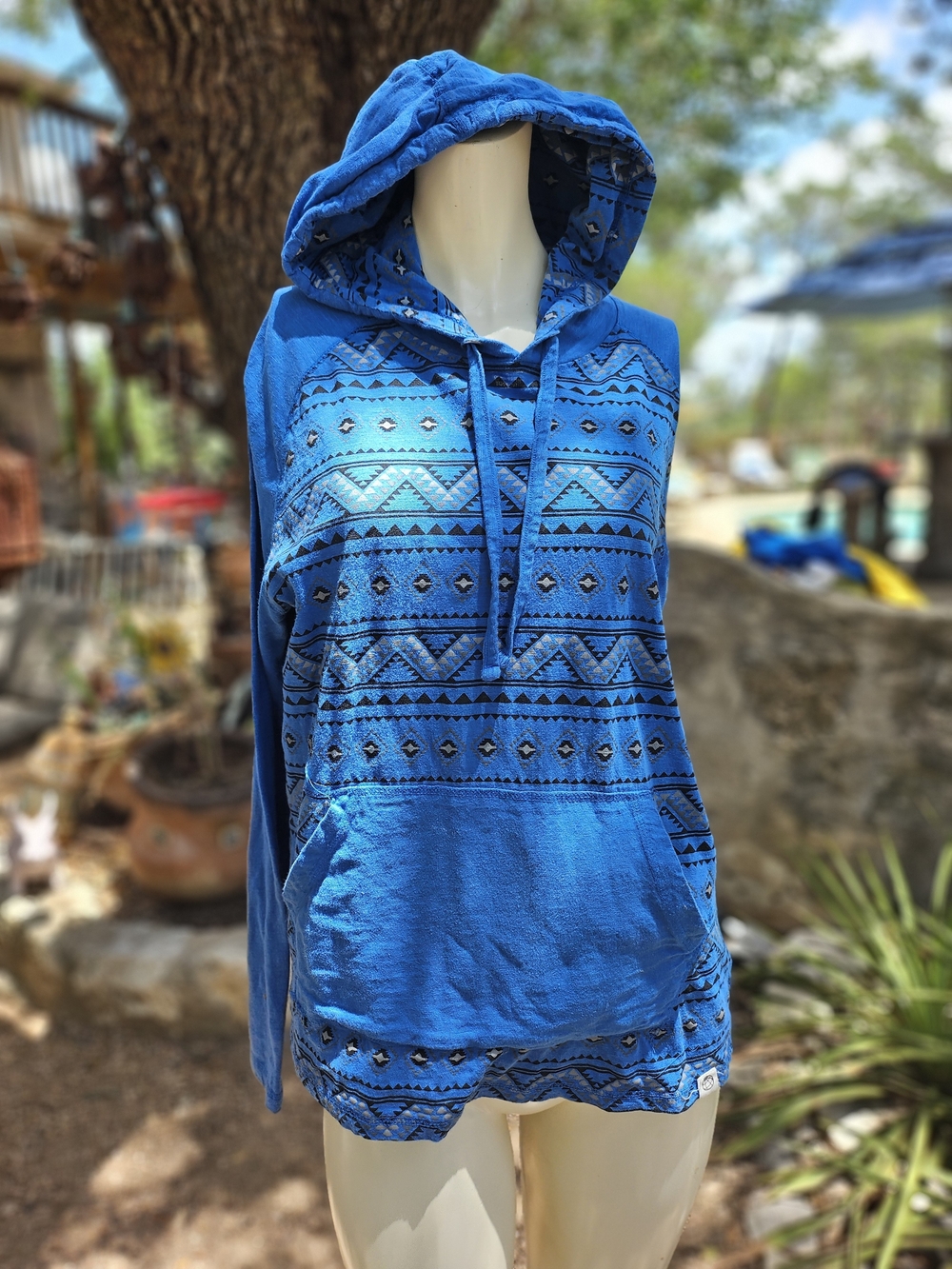 Free Planet Blue Geometric Aztec Cotton  Hooded Pullover M